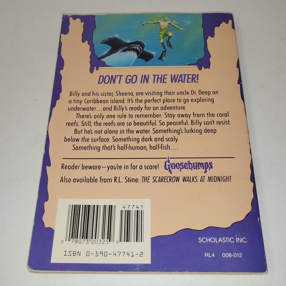 Vintage Goosebumps #19 Deep Trouble R.L. Stine Book First Scholastic Print 1994 - Picture 3 of 9